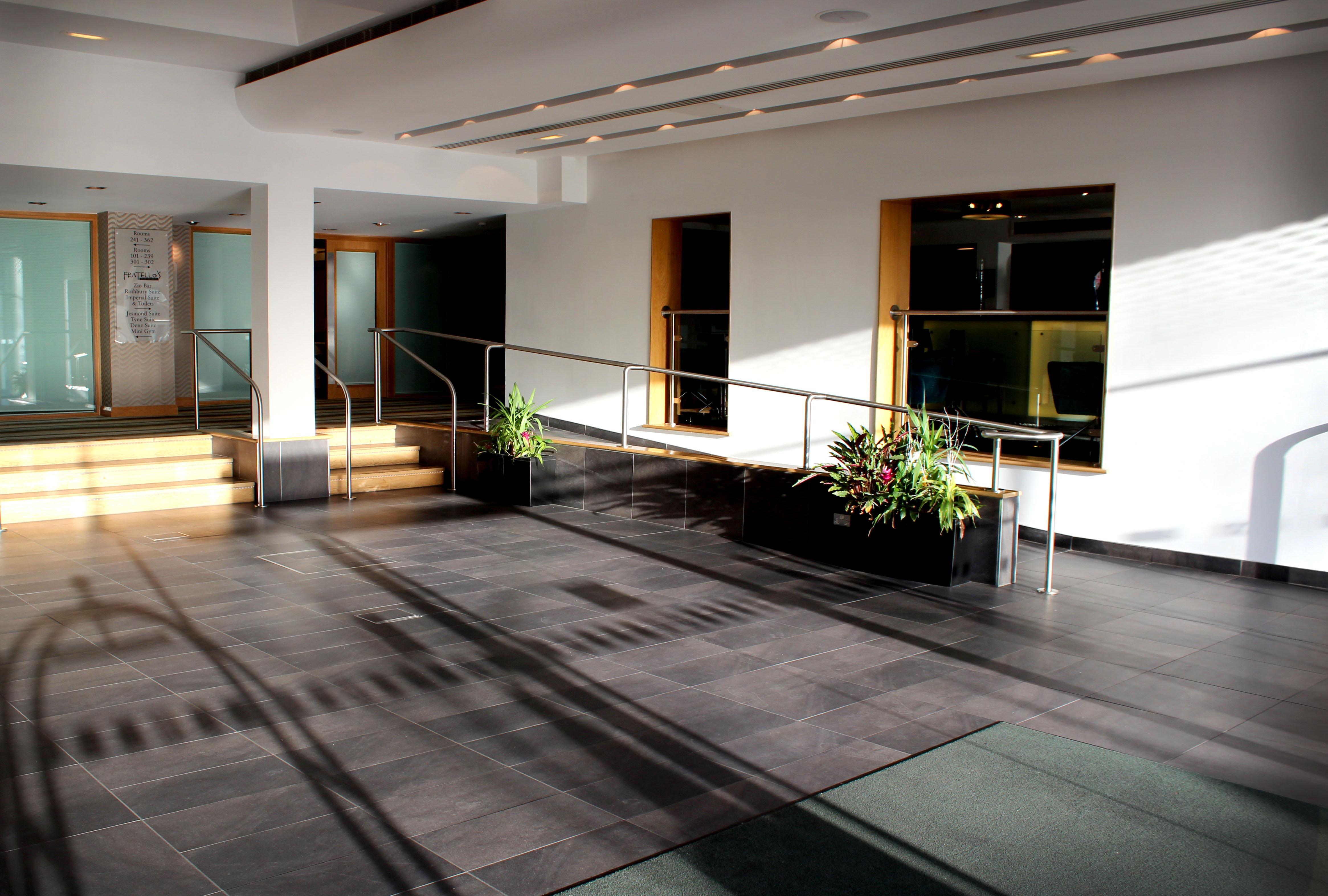 Holiday Inn Newcastle-Jesmond By Ihg Exterior foto